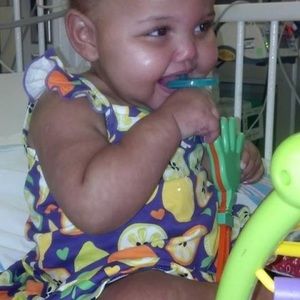 Meet your Posher, Candace